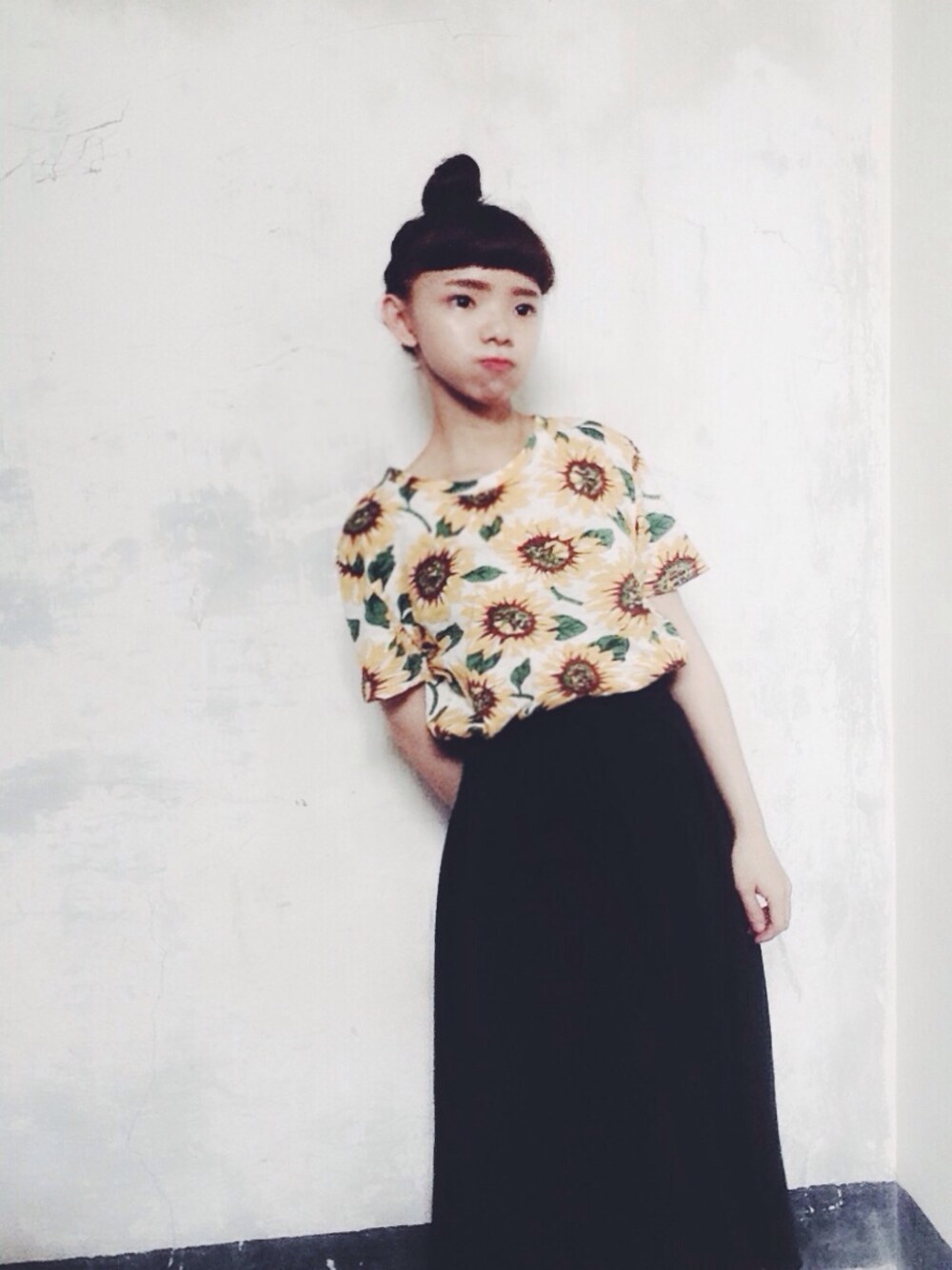「古着、yellow、SUNNY SPORTS、summer、flower、Planet」｜「Planet* 行星（Tシャツ/カットソー、イエロー系）」を使った、AMBERさん（レディース・152cm）の夏コーディネートの1枚目の写真