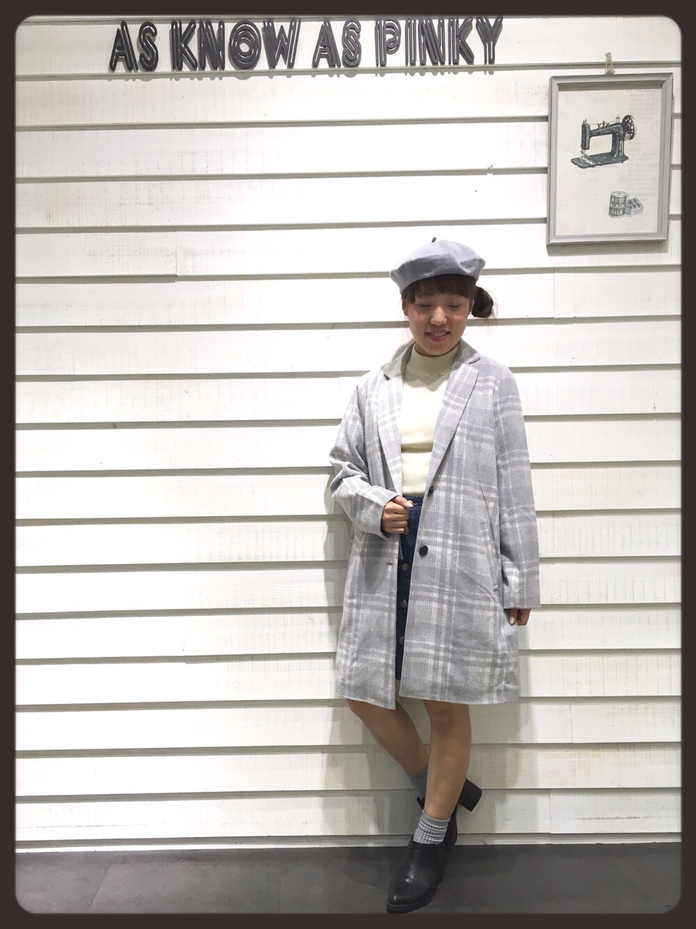 「AS KNOW AS PINKYの柄々チェスタ－☆ＣＯ♪【コート】（チェスターコート、グレー系）」を使った、mari＊さん（レディース・154cm）の秋コーディネートの1枚目の写真