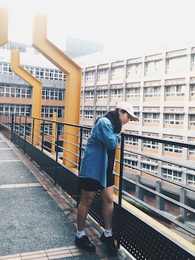 「古著のアイテム（ジャケット/アウター、ブルー系）」を使った、Annie Yoan Chenさん（レディース）の秋コーディネート
