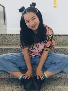 「Dr. Martens（ドクターマーチン）のアイテム（シューズ、ブラック系）」を使った、Annie Yoan Chenさん（レディース）の秋コーディネート