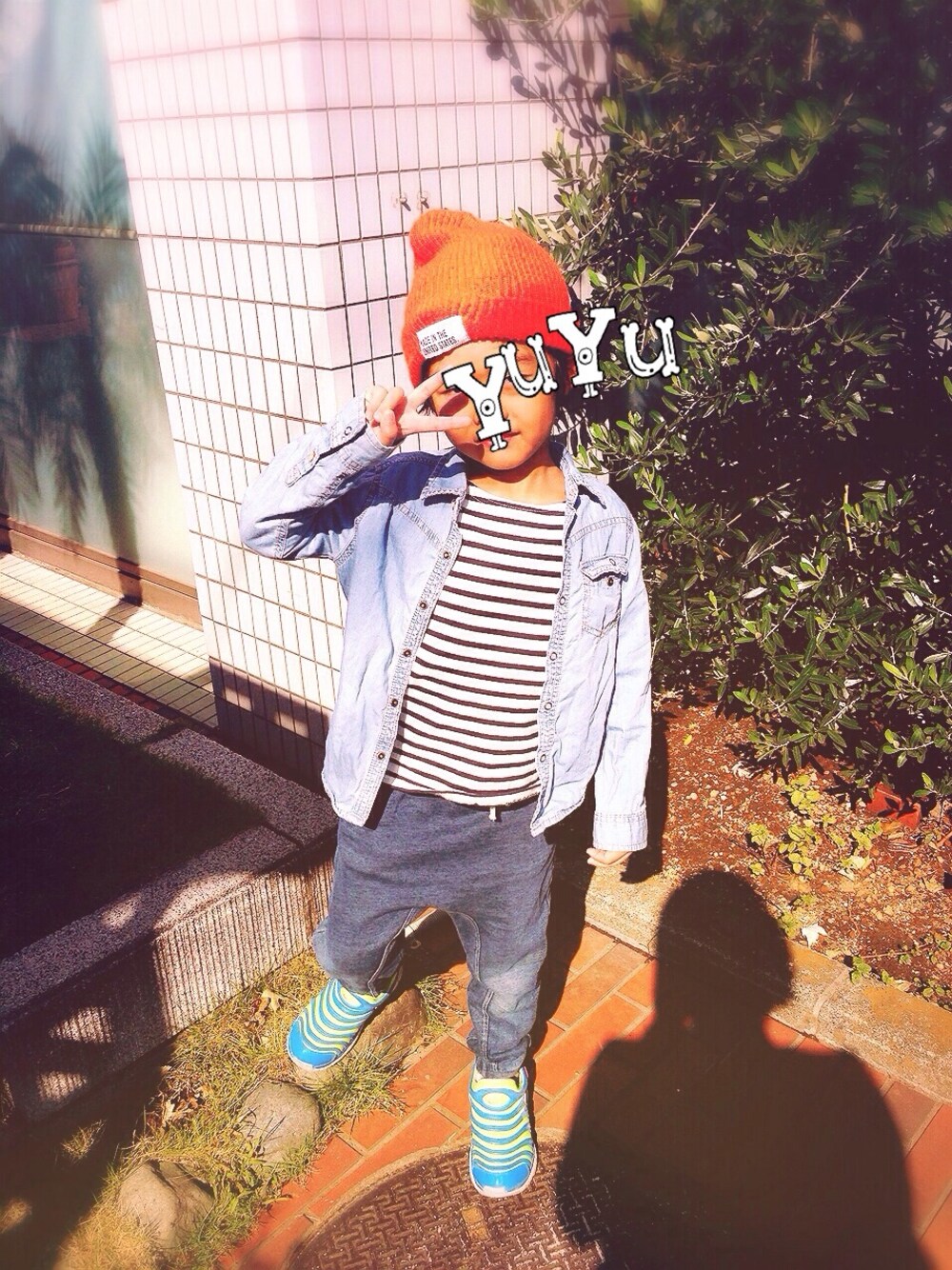 「ニット帽、ボーダートップス」｜「ZARA KIDSのアイテム（シャツ/ブラウス、ブルー系）」を使った、yuyuさん（キッズ・120cm）の冬コーディネートの1枚目の写真