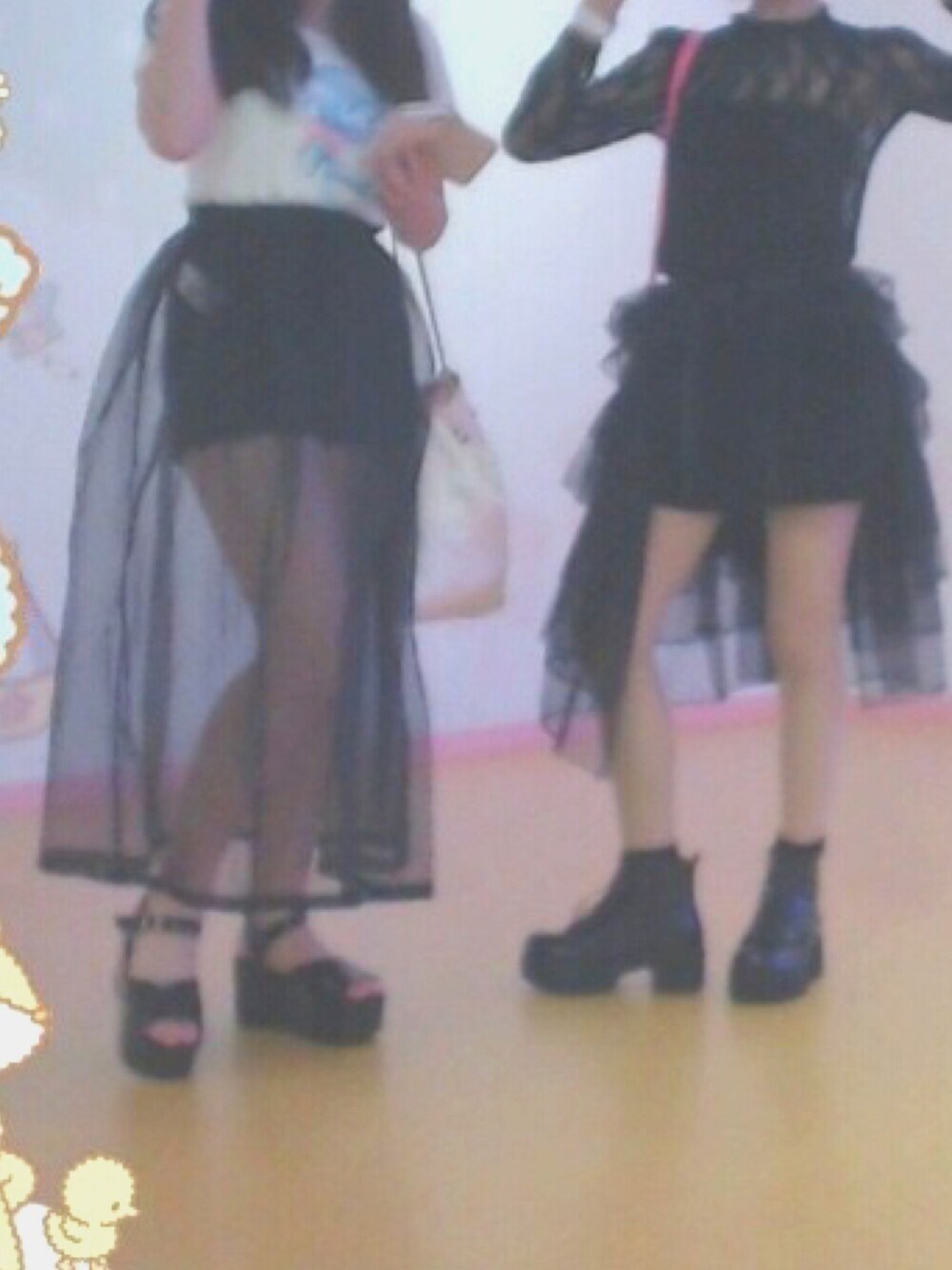 「Ehyphen world gallery bon bon、Honey Cinnamon、katie、WEGO、かわいい、ピューロランド、black、fashion、ootd」｜「E hyphen world gallery Bon Bonのオｰガンジｰスカｰト（スカート、ブラック系）」を使った、✝まややん✝さん（レディース・155cm）の夏コーディネートの1枚目の写真