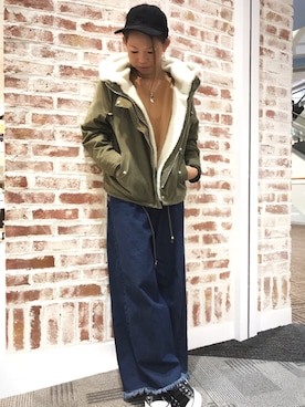 「SpRay（スプレイ）のアイテム（ミリタリージャケット）」を使った、SpRay PREMIUM 広島府中店さん（レディース・162cm）の秋コーディネート
