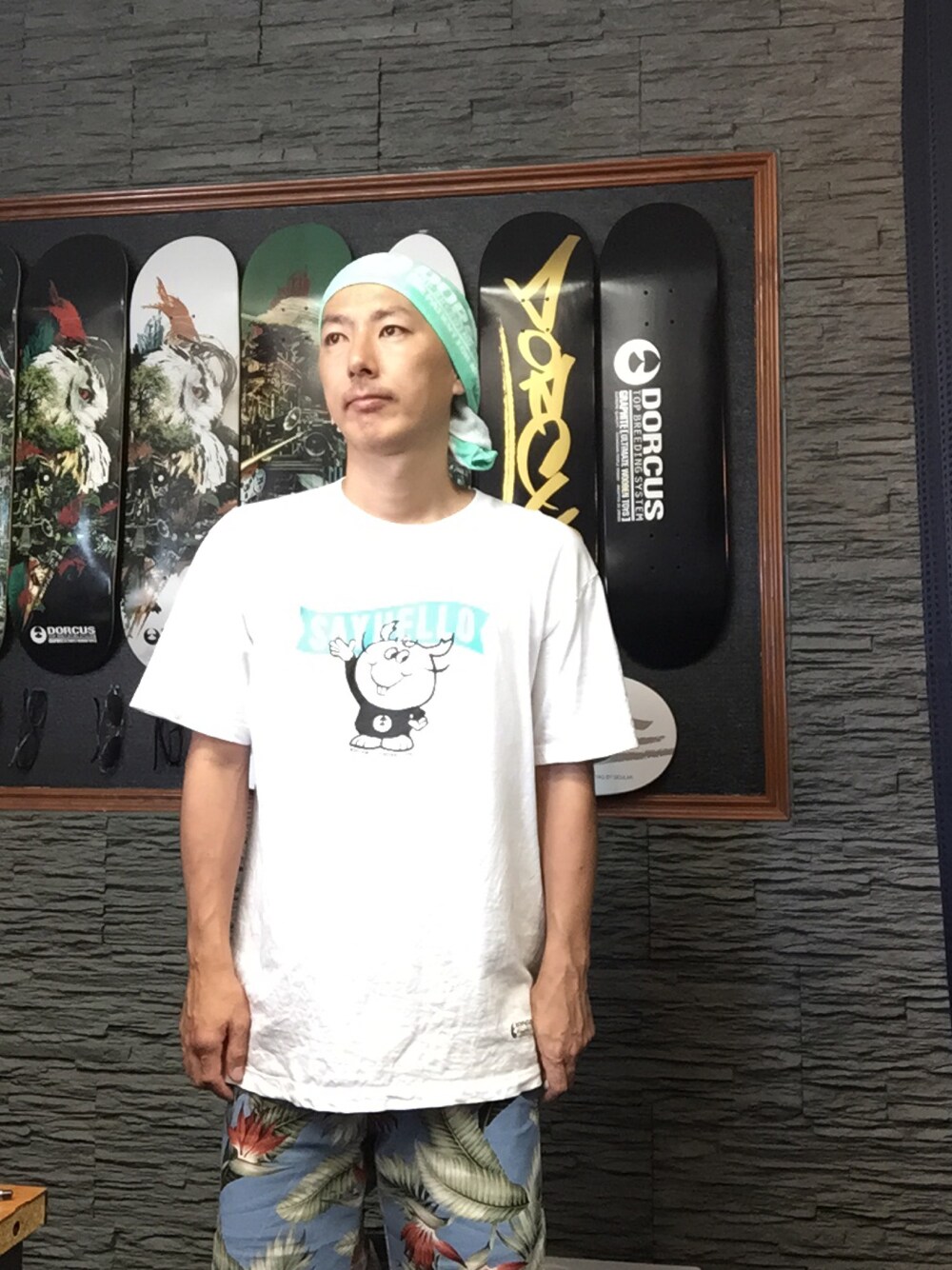 「pushconnection、dorcus、Tシャツ、towel」｜「DORCUSのDorcus towel（タオル、グリーン系）」を使った、TATSUYA"VENIX"NOGAMIさん（メンズ・166cm）の夏コーディネートの1枚目の写真