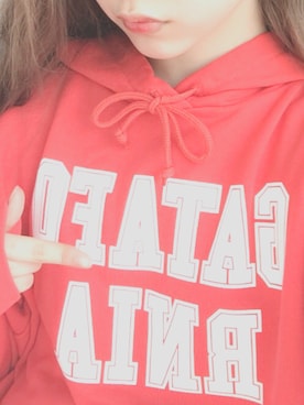 山田愛奈さんのコーディネート