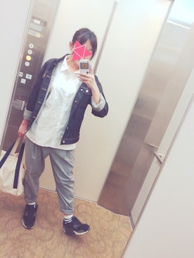 「GU（ジーユー）の（GU）ウォッシュブロードシャツ（長袖）（トップス、ホワイト系）」を使った、はまちゃんさん（レディース・155cm）の春コーディネート
