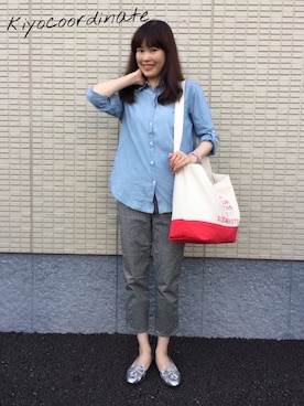 「スター」｜「アイテム（アクセサリー）」を使った、北澤 希世子さん（レディース・165cm）の春コーディネート
