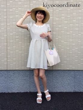 「フィット&フレア」｜北澤 希世子さん（レディース・165cm）の夏コーディネート
