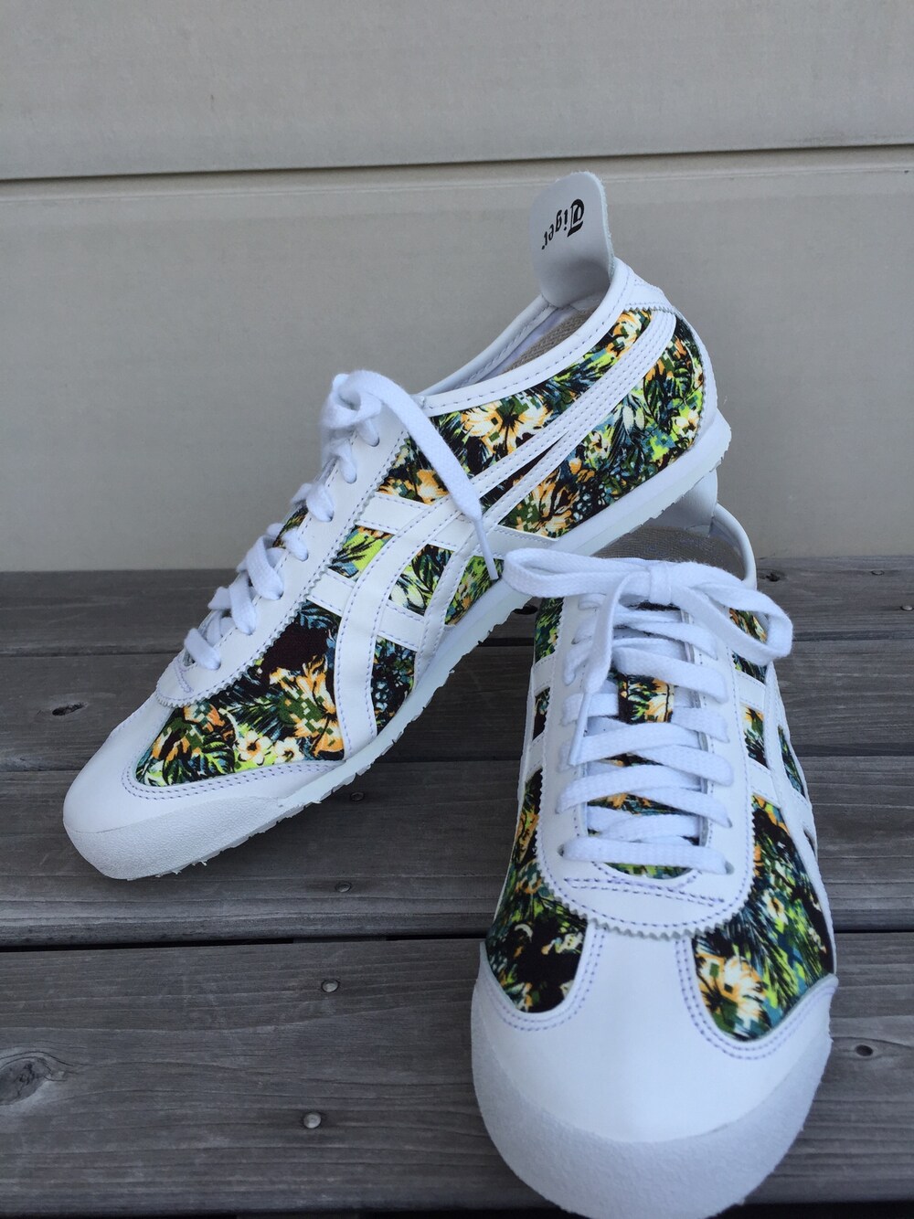 Onitsuka Tiger（オニツカタイガー）の「オニツカタイガー メキシコ