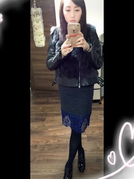 「PRADA（プラダ）のアイテム（ブーティ）」を使った、夏薇さん（レディース・168cm）の冬コーディネート