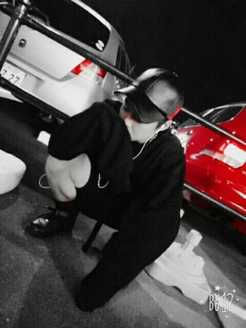 「no brand（ノーブランド）のアイテム（ニット/セーター、ブラック系）」を使った、TAT$Uさん（メンズ）の秋コーディネート