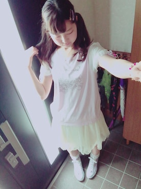 「earth music&ecology（アースミュージックアンドエコロジー）のアイテム（Tシャツ/カットソー、パープル系）」を使った、haruさん（レディース・167cm）の夏コーディネート