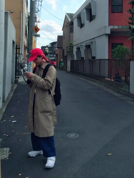 「sneakers」｜「アイテム（チェスターコート）」を使った、머핀 Muffinさん（レディース・163cm）の秋コーディネート