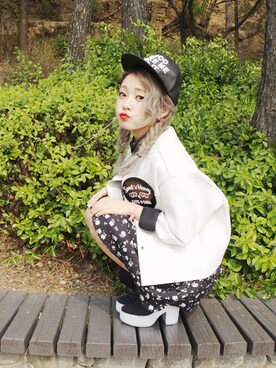 KIMHEYNEEさんのコーディネート