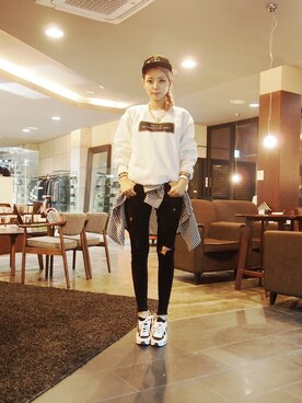 KIMHEYNEEさんのコーディネート