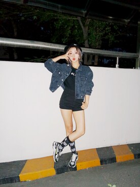 バケットハット のレディース人気ファッションコーディネート 地域 韓国 髪型 ロングヘアー Wear