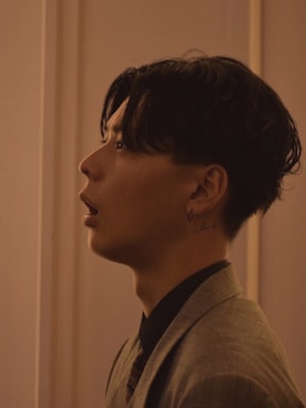 「LOVE」｜「アイテム（アクセサリー）」を使った、COPE(コペ)さん（メンズ・175cm）の秋コーディネート