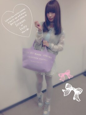 山内あいな(Silent Siren)さん（レディース・156cm）の春コーディネート