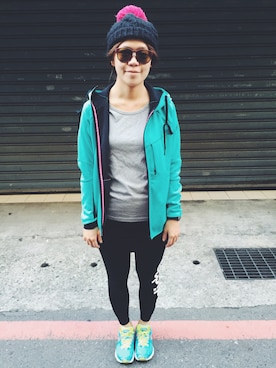 逼追leeさんのコーディネート