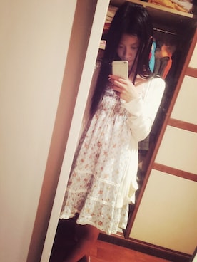 「Guess（ゲス）のアイテム（その他アウター）」を使った、Cherrioさん（レディース・166cm）の秋コーディネート
