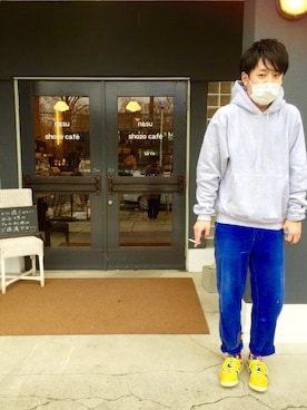 「チャンピオン パーカー」｜「アイテム（レッグウェア）」を使った、dacioさん（メンズ・173cm）の冬コーディネート