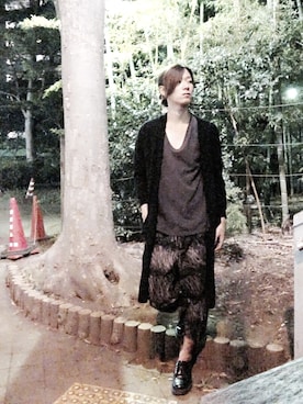 「Yohji Yamamoto（ヨウジヤマモト）のアイテム（カーディガン/ボレロ）」を使った、はたCさん（メンズ・177cm）の秋コーディネート