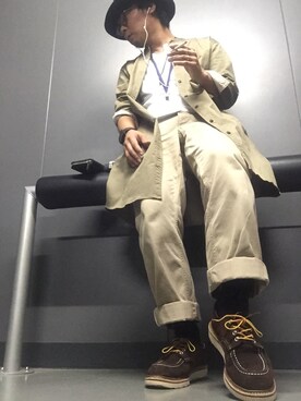 「撮影」｜「アイテム（ノーカラージャケット）」を使った、Ayato Kaminaさん（メンズ・171cm）の秋コーディネート