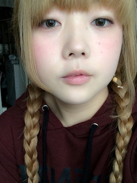 「アイテム（ピアス（片耳用）、オレンジ系）」を使った、ひらぴさん（レディース・152cm）の春コーディネート
