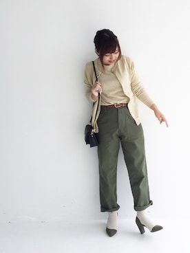 「カーキパンツ」｜ayapiさん（レディース・156cm）の秋コーディネート