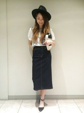 JEANASIS札幌ステラプレイス店STAFFさんの「DENIMミモレタイトスカート/561833」を使ったコーディネート