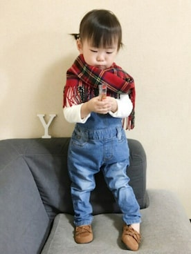 「赤チェック」｜「アイテム（サロペット/オーバーオール）」を使った、A KEYさん（キッズ・90cm）の秋コーディネート
