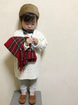 「赤チェック」｜「アイテム（モカシン/デッキシューズ）」を使った、A KEYさん（キッズ・90cm）の冬コーディネート