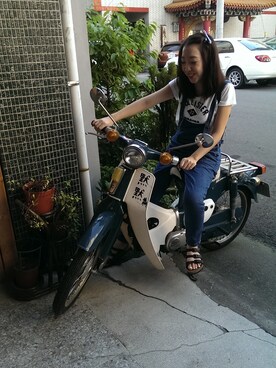 Athena Lingさんのコーディネート