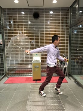 「NEVER TRUST（ネバートラスト）のアイテム（パンツ）」を使った、Hiroha Kenichiさん（メンズ・174cm）の夏コーディネート