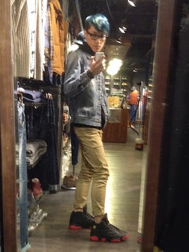 「SURVIVE（サバイブ）のアイテム」を使った、Wellさん（メンズ・175cm）の春コーディネート