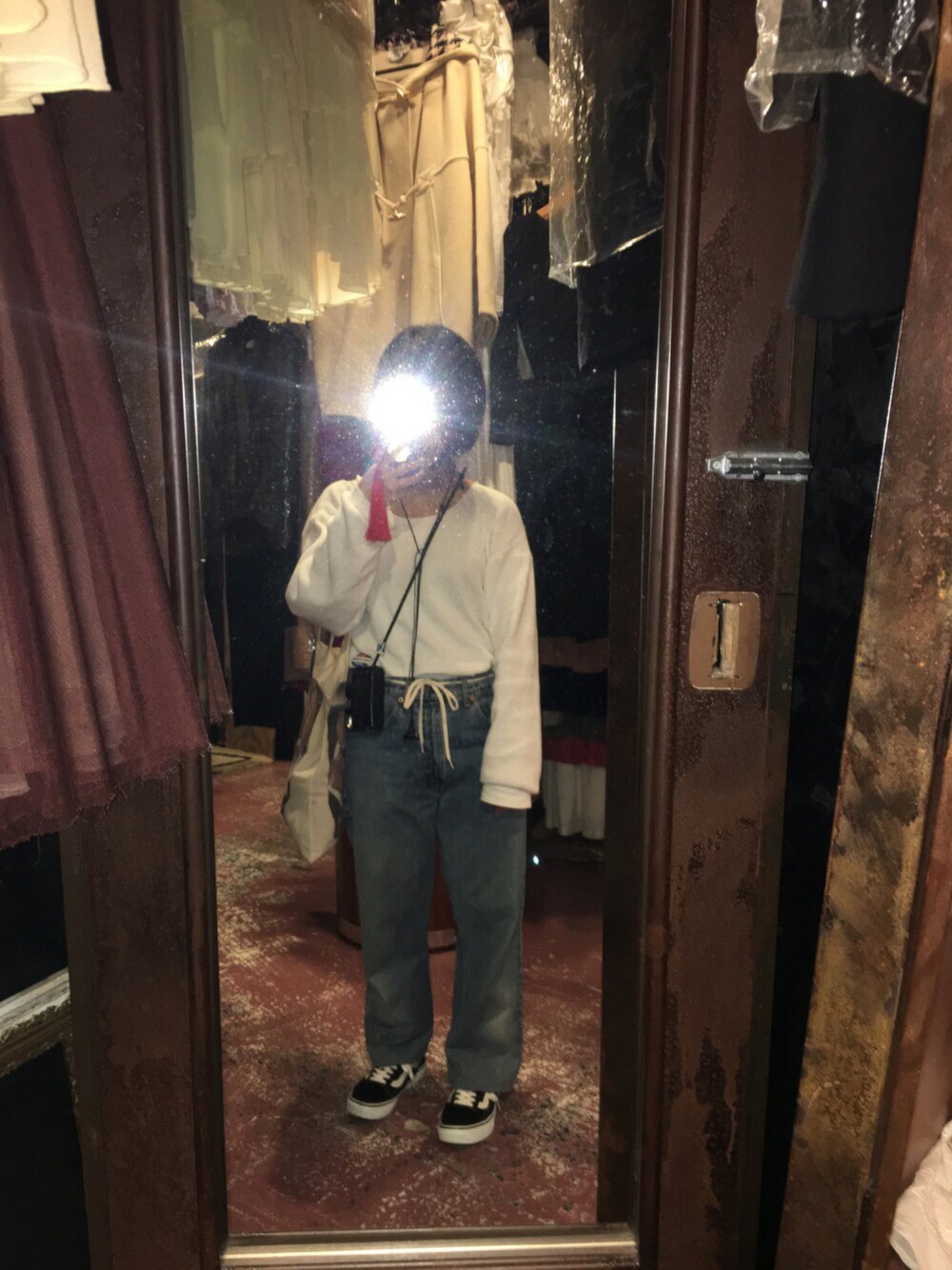 「VANS、oldskool、サーマル、靴紐ベルト、ひもベルト、リーバイス、Levi's、vintage、古着、高校生」｜「VINTAGEのアイテム（Tシャツ/カットソー、ホワイト系）」を使った、daruatheaven さん（レディース・152cm）の秋コーディネートの1枚目の写真