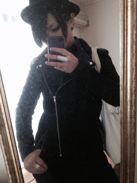 「AZUL by moussy（アズールバイマウジー）の裏起毛ツイルフィットカラースキニー（その他パンツ、ブラック系）」を使った、EJIRIさん（レディース・162cm）の春コーディネート