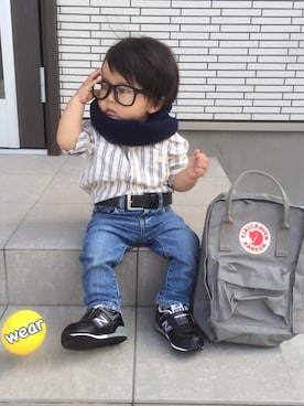 「Fjallraven Kanken（フェールラーベンカンケン）のFJALLRAVEN KANKEN（バックパック/リュック、グレー系）」を使った、HITSUさん（キッズ・100cm）の秋コーディネート