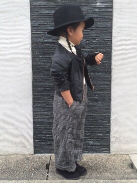 「グレンチェック」｜「アイテム（ライダースジャケット）」を使った、HITSUさん（キッズ・100cm）の冬コーディネート