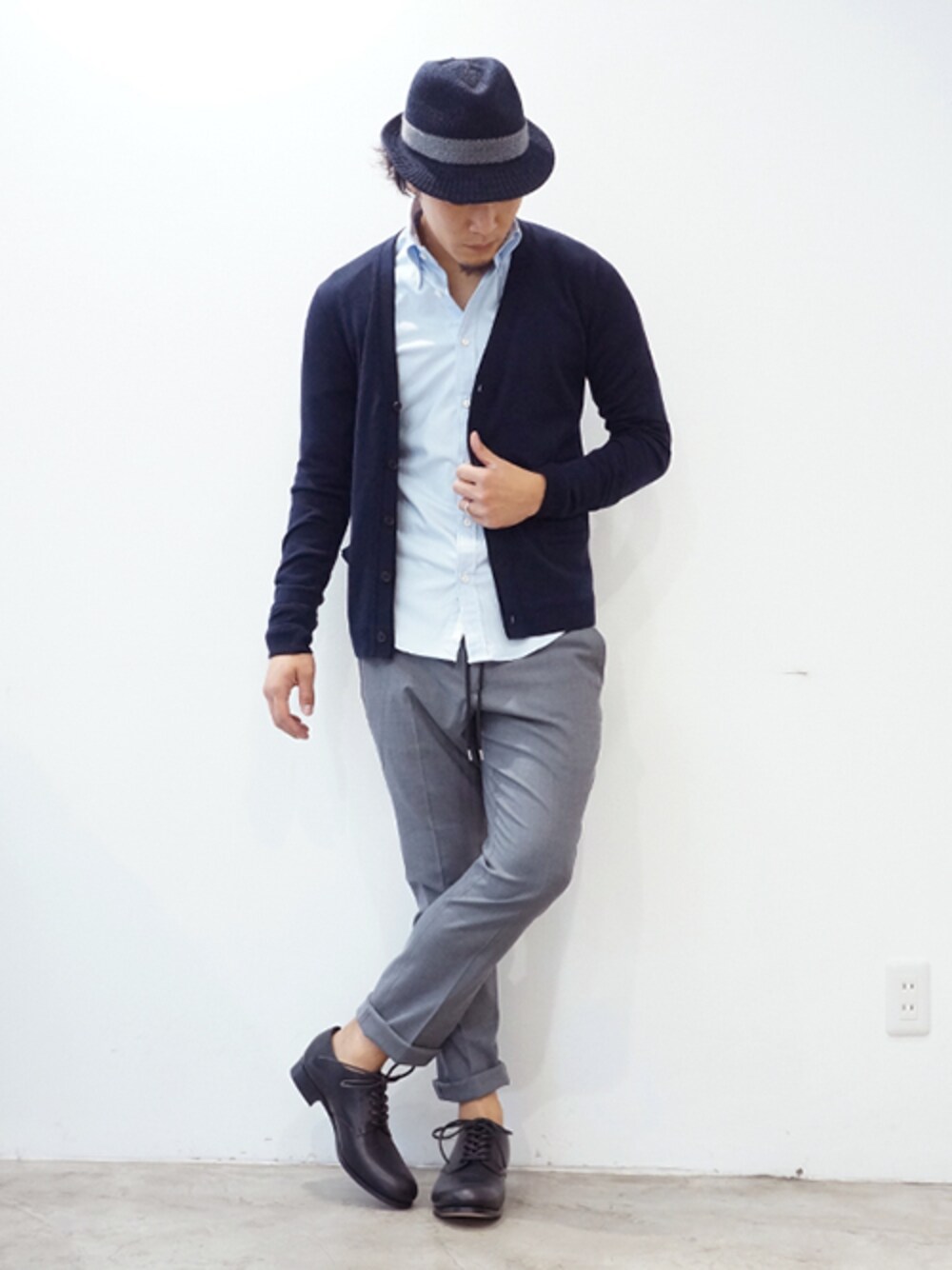 「＃カーディガン、#shirt、#スラックス、＃hat、#junhashimoto」｜「junhashimotoのDURALUMIN BOTTON DOWN SHIRTS（シャツ/ブラウス）」を使った、bara_jhNAGOYAさん（メンズ・170cm）の秋コーディネートの1枚目の写真