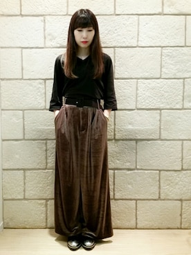 「ALL BLACK（オールブラック）のアイテム」を使った、chihayaさん（レディース・156cm）の秋コーディネート