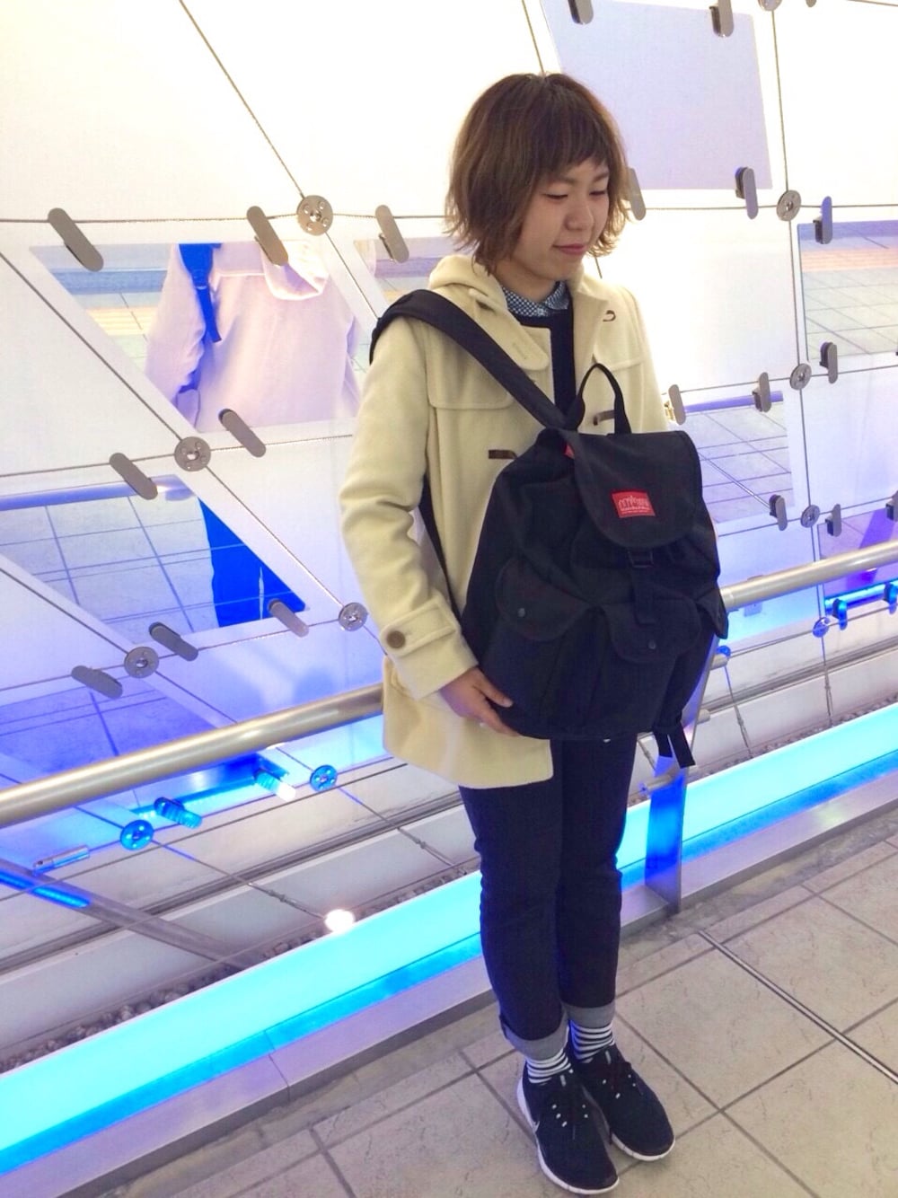 「niko and ...、マンハッタンポーテージ、Manhattan Portage、リュック、ダッフルコート、NIKE、A.P.C.、UNIQLO、ootd、ボーダー」｜「Manhattan PortageのApollo Backpack（バックパック/リュック、ブラック系）」を使った、Ayaka Taniguchiさん（レディース・161cm）の秋コーディネートの1枚目の写真