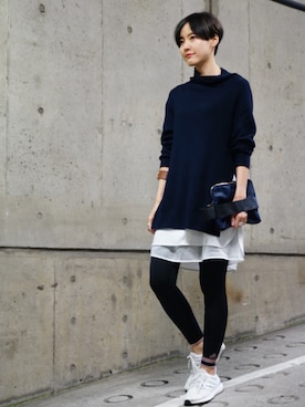 「アイテム（クラッチバッグ）」を使った、midori ueedaさん（レディース・167cm）の冬コーディネート