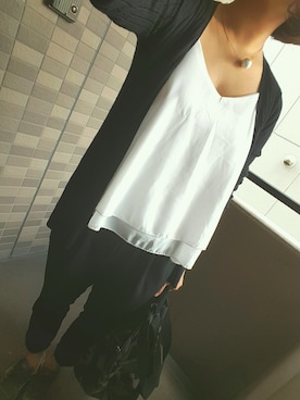 「？のアイテム（トップス、ブラック系）」を使った、Chiharuさん（レディース・155cm）の秋コーディネート