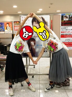 「UNIQLO（ユニクロ）のアイテム（スカート、グレー系）」を使った、rayのんのさん（レディース・160cm）の秋コーディネート