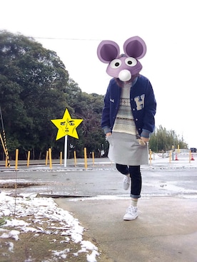 「CUBE SUGAR（キューブシュガー）のうしろー‼️（スタジャン、ブルー系）」を使った、rayのんのさん（レディース・160cm）の冬コーディネート