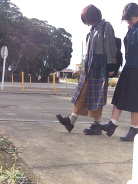 「しまむら（シマムラ）のアイテム（その他パンツ、ベージュ系）」を使った、rayのんのさん（レディース・160cm）の冬コーディネート