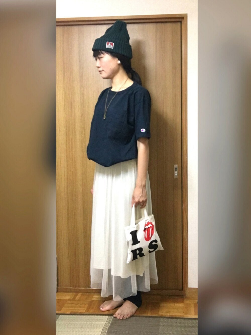 「チャンピオン、ネイビー、オトナカジュアル、メンズサイズ、メンズアイテム、休日スタイル、ロングスカート、チュールスカート、ニット帽、tk.TAKEO KIKUCHI」｜「BEN DAVISの【BEN DAVIS】ワンポイントロゴコットンワッチ（ニットキャップ/ビーニー、グリーン系）」を使った、くまこ…♋︎さん（レディース・167cm）の夏コーディネートの1枚目の写真
