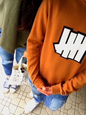 「UNDEFEATED （アンディフィーテッド）のアイテム（スウェット）」を使った、山下翔矢さん（メンズ・167cm）の秋コーディネート