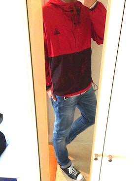 「アイテム（バングル/リストバンド）」を使った、てつやさん（メンズ・176cm・20代）の春コーディネート